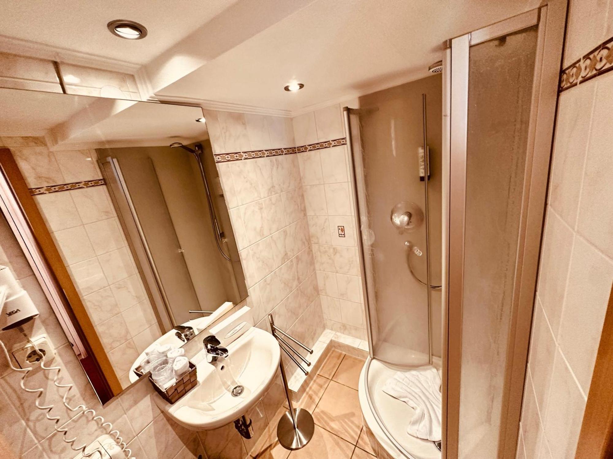 Hotel Weinhof كوتشيم المظهر الخارجي الصورة